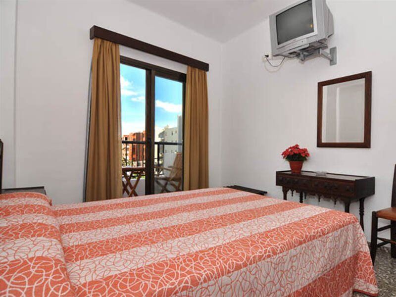 Y Santa Eulalia Casa de hóspedes Santa Eulária des Riu